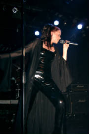 live-tarja9.jpg