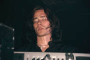 live-tuom.jpg